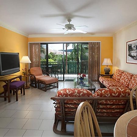 Colony Cove Beach Resort Christiansted Oda fotoğraf